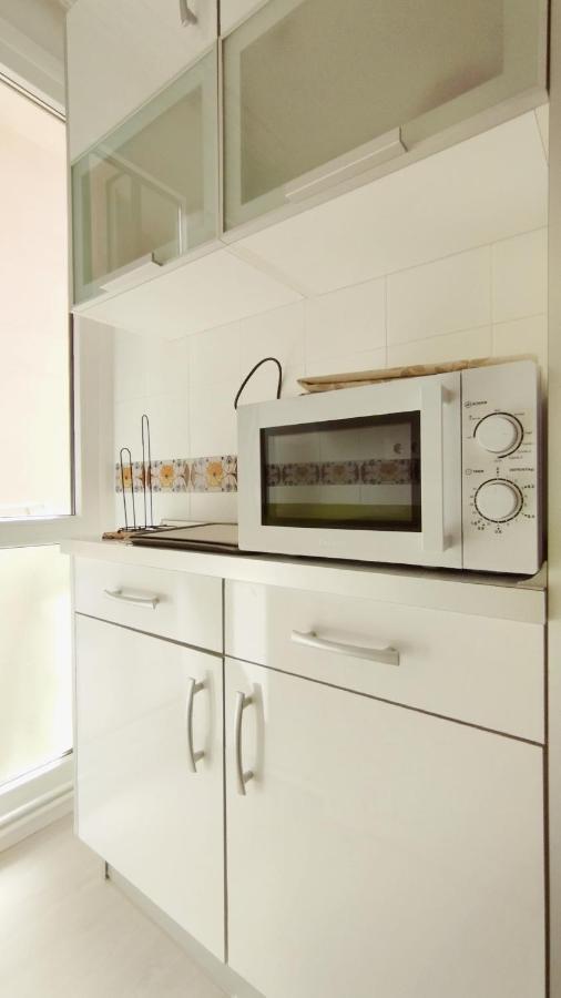 Apartamento Con Piscina Y Wifi A 100 Metros De La Playa En Сомо Екстериор снимка